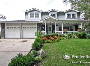 1114 N Hemlock Ln, Mount Prospect, IL