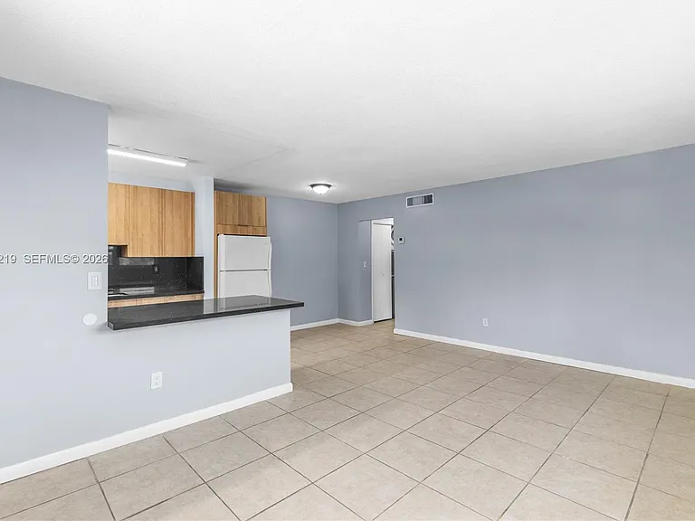 3265 Griffin Rd #206 — Photo 9