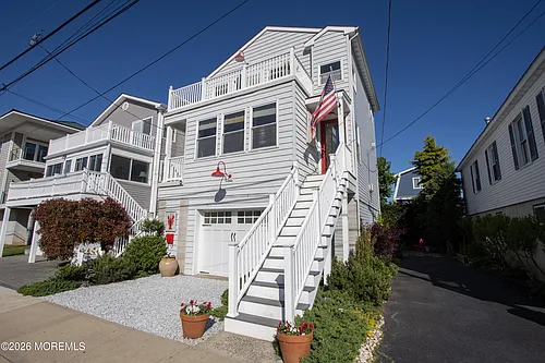 31 Washington Ave Photo 1
