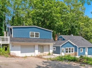 11 Longview Trl, Branchville, NJ 07826