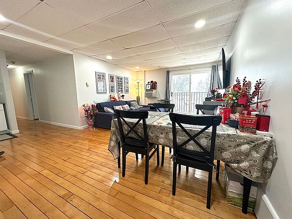 2nd image of 16 Richards Ave APT 204