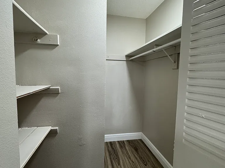 1583 Whitecap Way — Photo 9