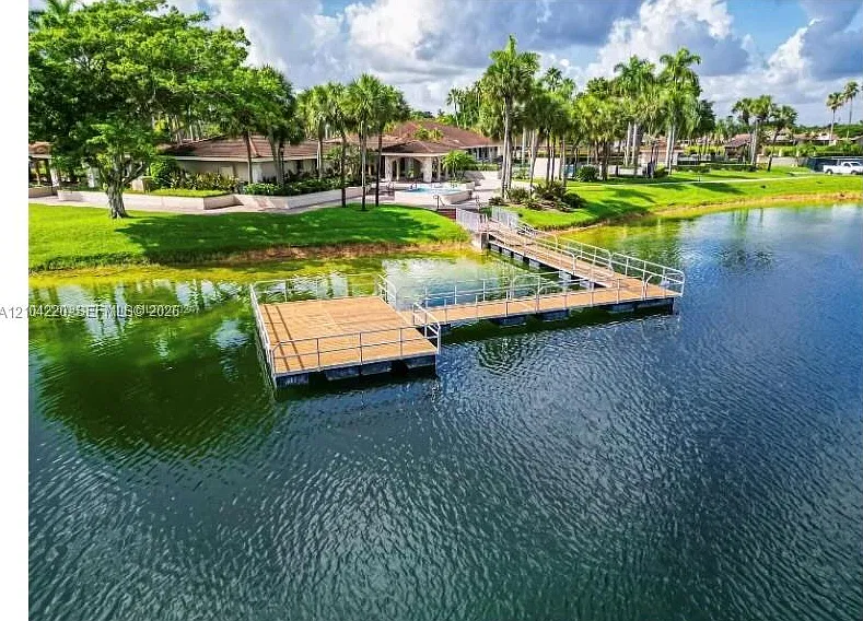 Moors Pointe Condo — Photo 3