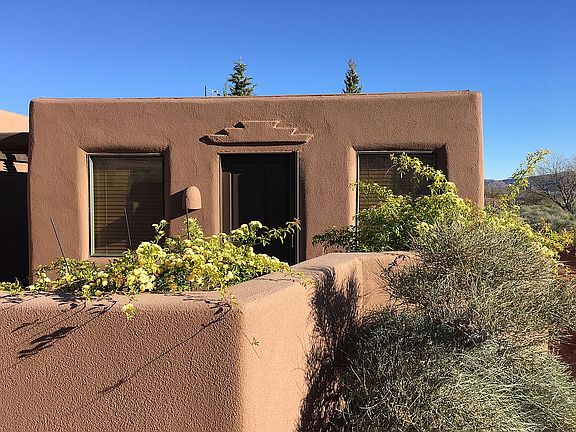 5th image of 1135 W Coyote Gulch Cir
