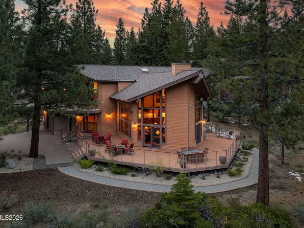 101 Meadow Dr, Stateline, NV 89449