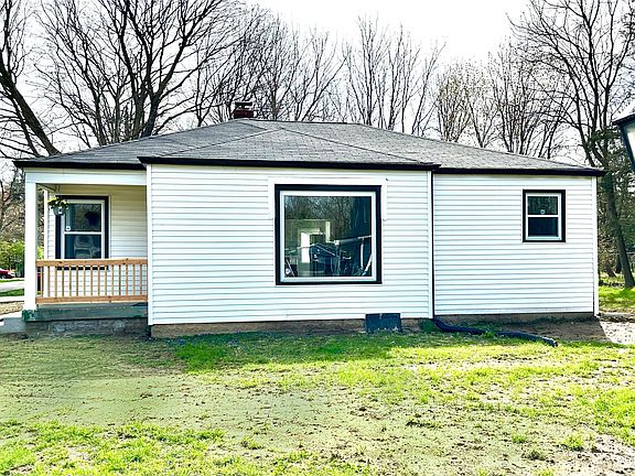 5th image of 5831 Woodside Dr