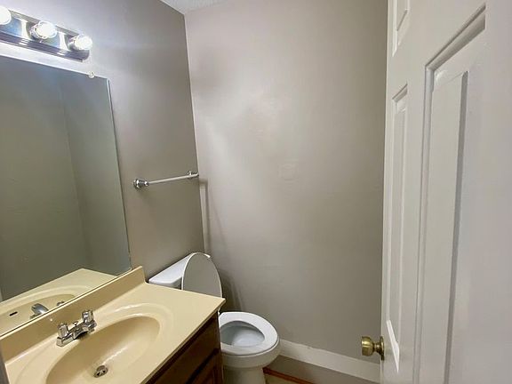 2nd image of 219 Village Cir W