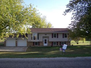 26755 Pleasant Hill Rd, Lexington, IL 61753