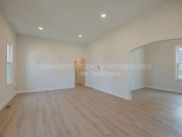 1302 S State St #1 — Photo 3