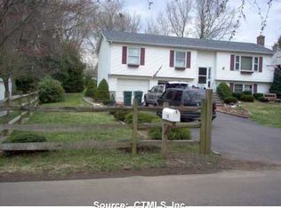 78 Farm Dr, Manchester, CT 06040