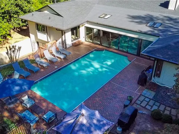 8025 Monticello Dr, Sandy Springs, GA 30350