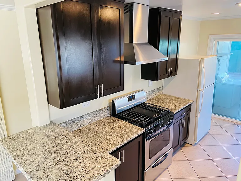641 S Avenue 59 — Photo 25