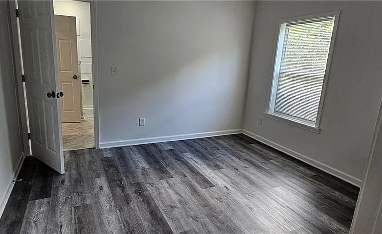 647 Maple Grove Way — Photo 36