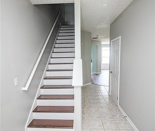 2nd image of 6476 Portside Way