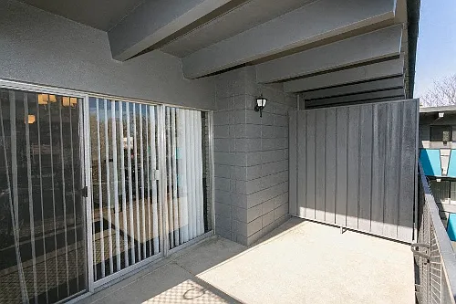 833 Dexter — Photo 27