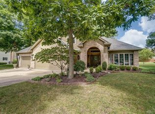1003 Copperfield Ln, Tipp City, OH 45371