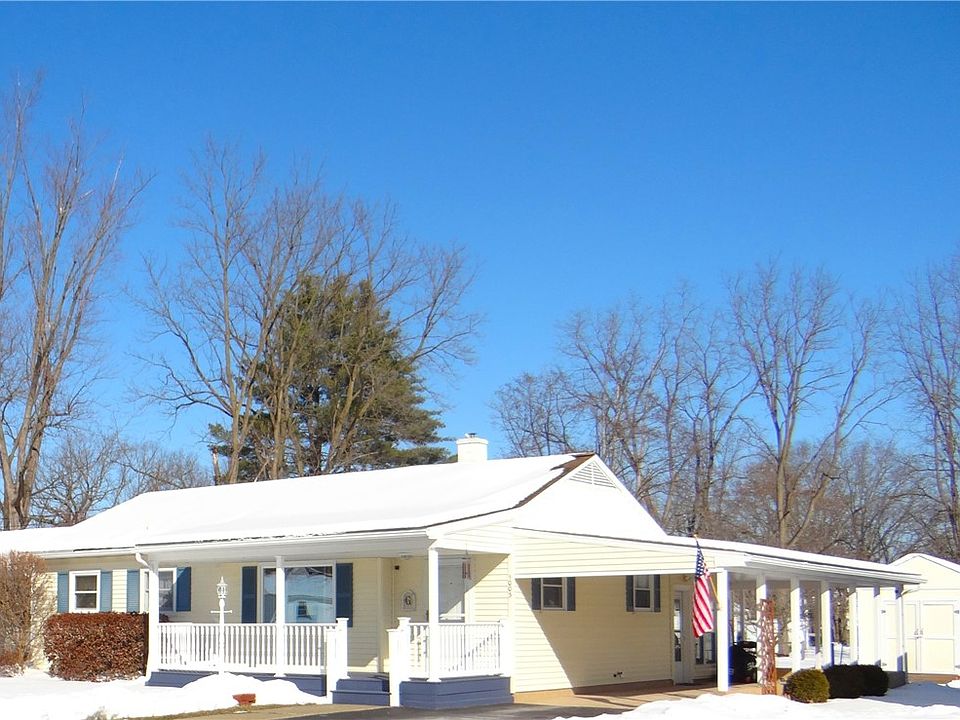 1st image of 1003 Sycamore Cir