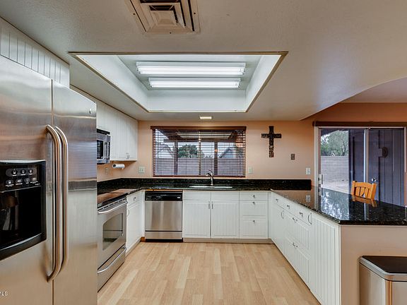 4th image of 4301 E San Gabriel Ave