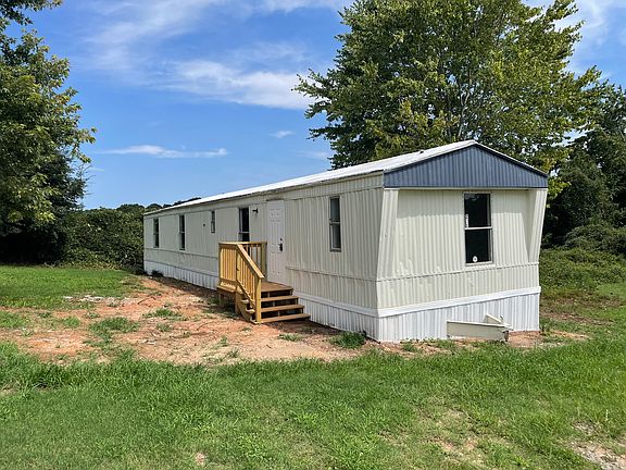 2nd image of 231 Brackett Dr