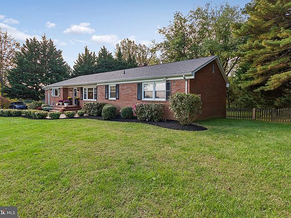 4th image of 7441 Bear Wallow Rd