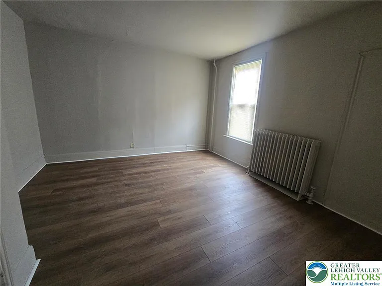 16 E Main St #1F — Photo 4