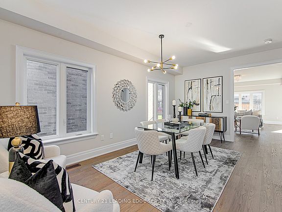 4th image of 108 Lorne Thomas Pl