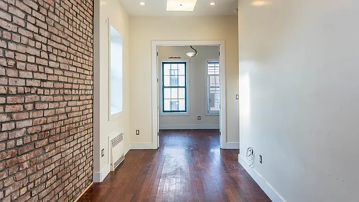 Rented by Nooklyn NYC LLC | media 1