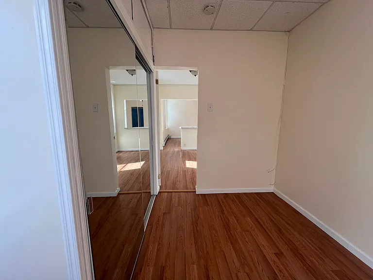 1101 43rd St #1 — Photo 12