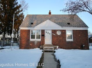 9622 Cardwell Ave, Livonia, MI 48150