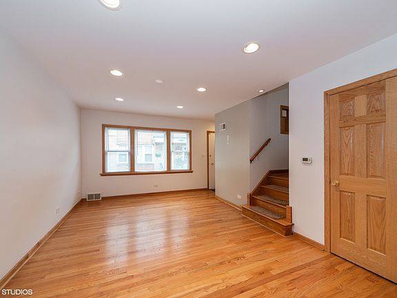 3rd image of 225 S Maple Ave APT A