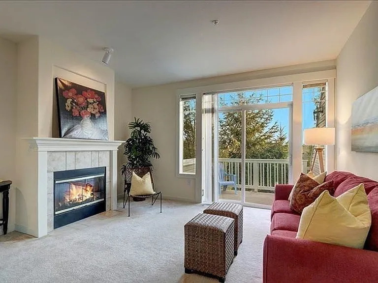 23120 SE Black Nugget Rd — Photo 3