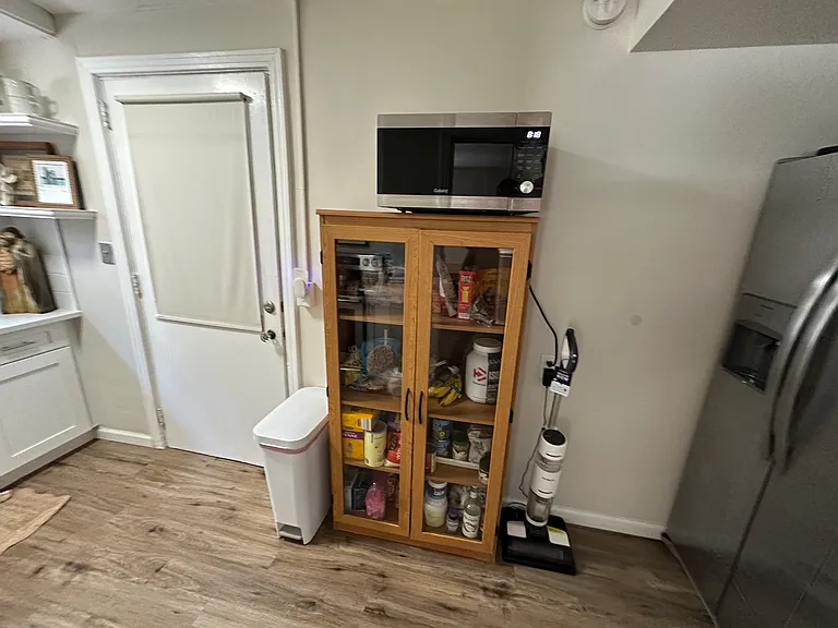 1332 Campbell Ave #1 — Photo 16