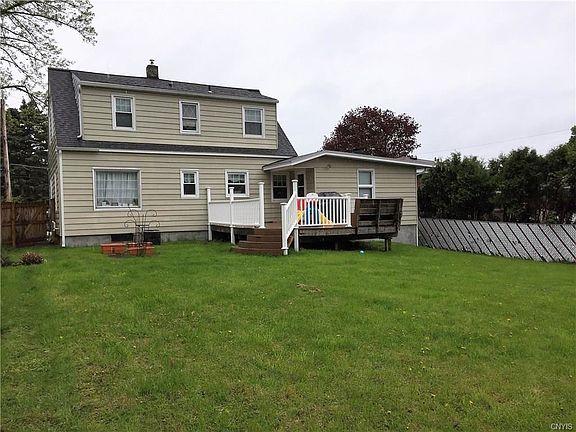 4th image of 105 Stockton Pl