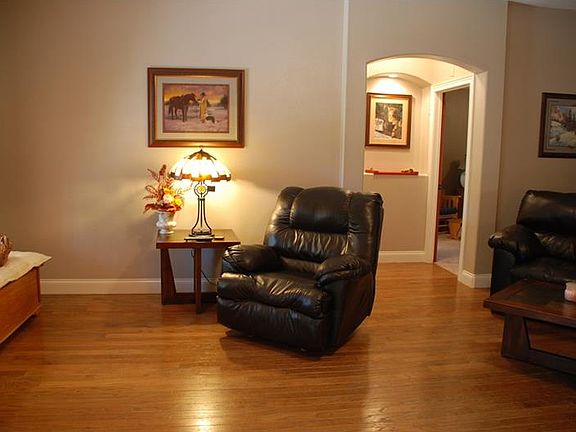 3rd image of 508 Lake Cove Pointe Cir