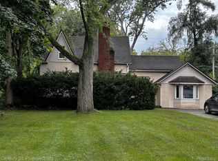 19435 Angling St, Livonia, MI 48152