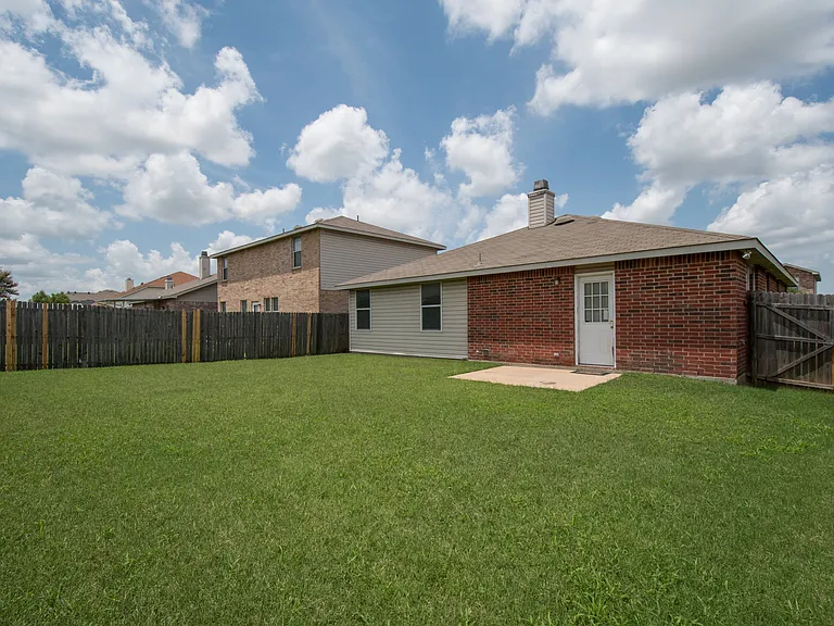 3833 Foxhound Ln — Photo 16