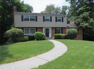 121 Douglas Dr, Pittsburgh, PA