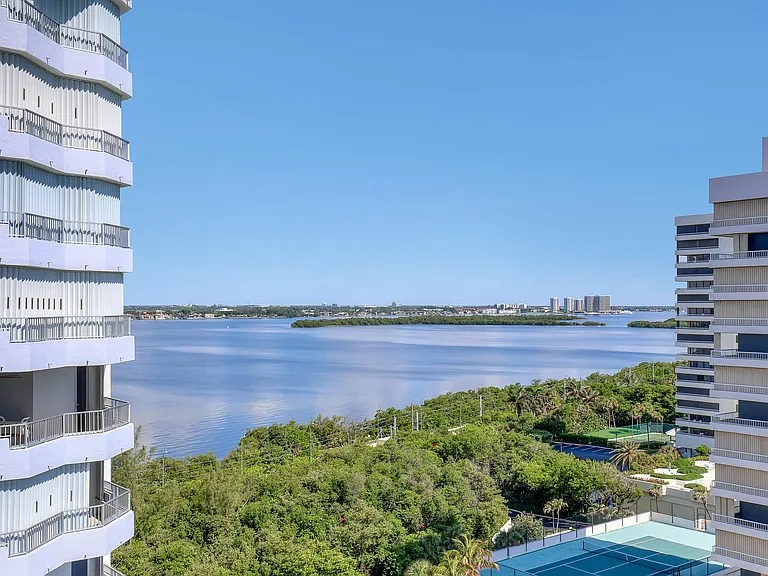 5200 N Ocean Dr #1201 — Photo 31