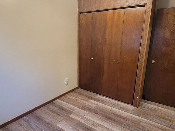 5th image of 146 Inglewood St NW #I