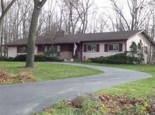 28936 Grove Ln, Waterford, WI 53185