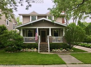 410 W 4th St, Rochester, MI 48307