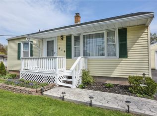 616 Calkins Rd, Rochester, NY 14623