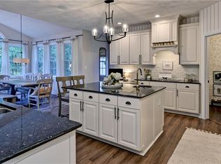 215 N Benjamin Howell St, Williamsburg, VA 23188