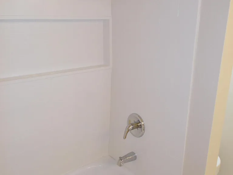 68 Lakeview Cir — Photo 8