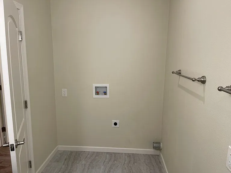 8320 Trenton Rd — Photo 13