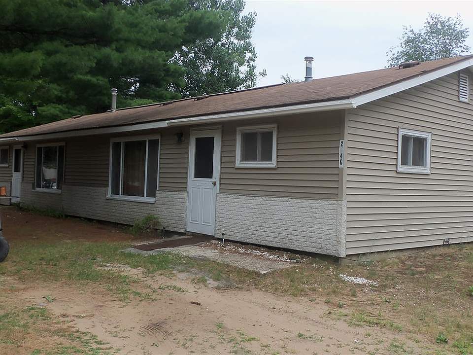 1st image of 2140&2142 White Pine Dr