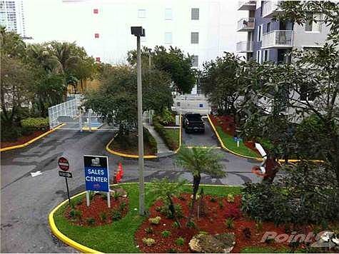 2nd image of 800 N Miami Ave APT 1707