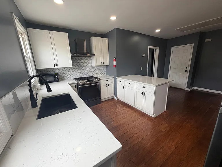 166 Renner Ave #3 — Photo 4