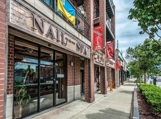 7162 W Grand Ave APT 4W, Chicago, IL 60707