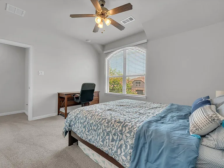 3905 Saint Ives Ln — Photo 25